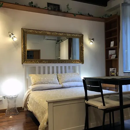 Apartment Brera Vip Spotlight - Brera - Duomo - Castello Sforzesco - Lanza Metro M2 Milan