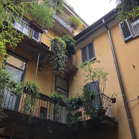 Brera Vip Spotlight - Brera - Duomo - Castello Sforzesco - Lanza Metro M2 Apartment *